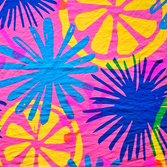 LUSH 100% Organic Cotton Bright Colourful Abstract Pattern Square The Knot Wrap - Picture 4 of 6